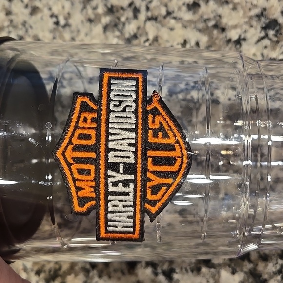 HARLEY-DAVIDSON TERVIS PLASTIC 24 OUNCE TUMBLER. BROWN LID. - Picture 5 of 5